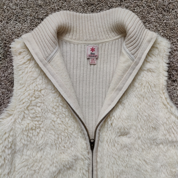 Vintage Roots Winter Edition Faux Fur Knit Vest Large - Picture 3 of 12